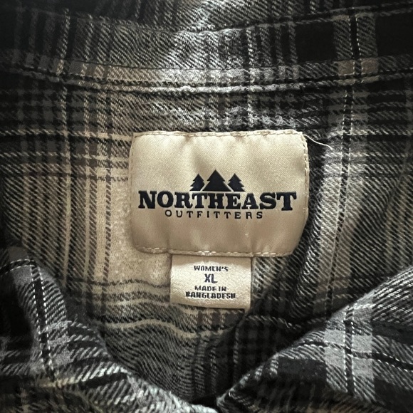 Northeast Outfitters Flannel - Picture 3 of 3